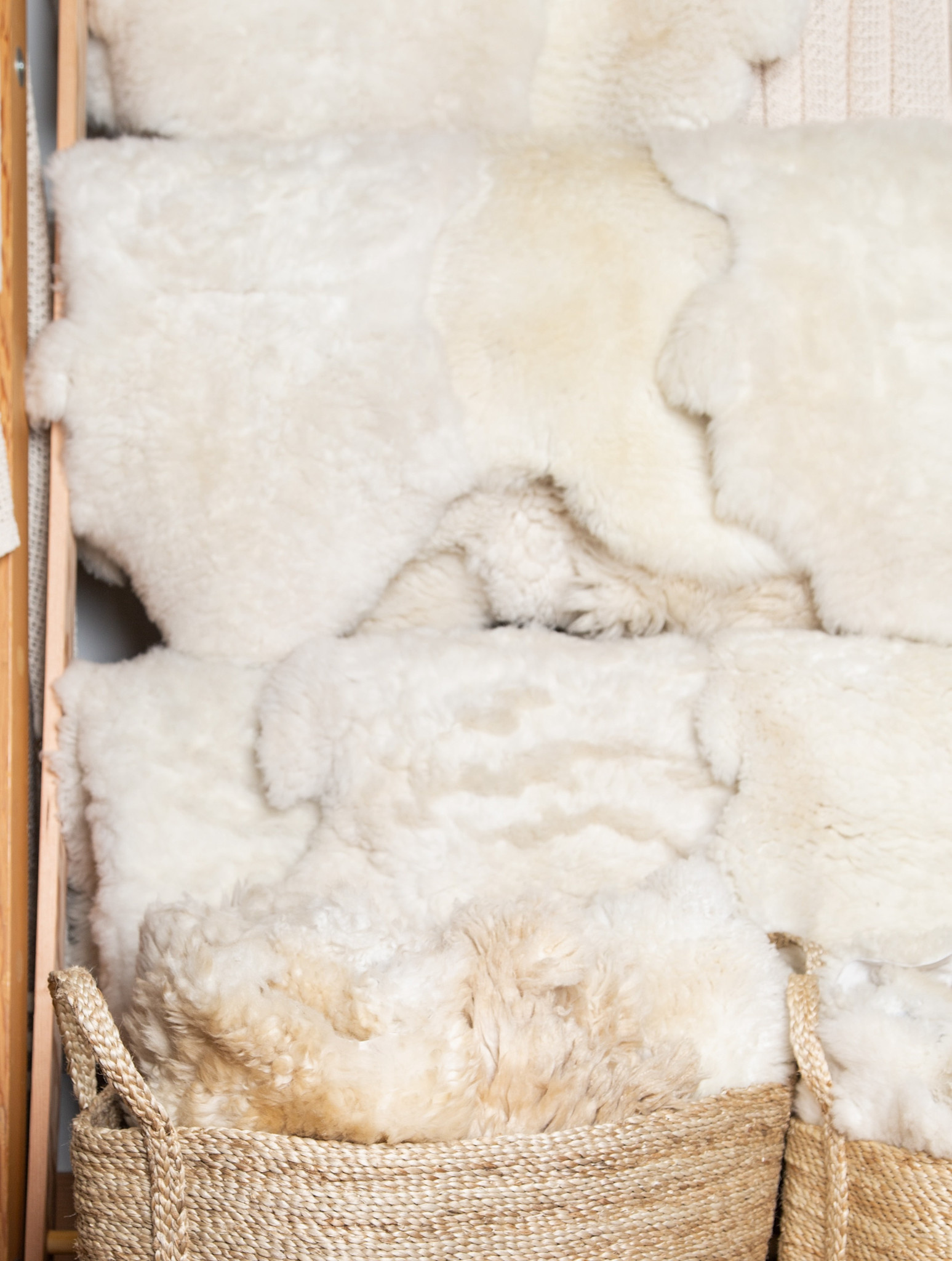 Natural White Rustic Sheepskin